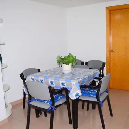Apartment Rhode Vista Al Mar